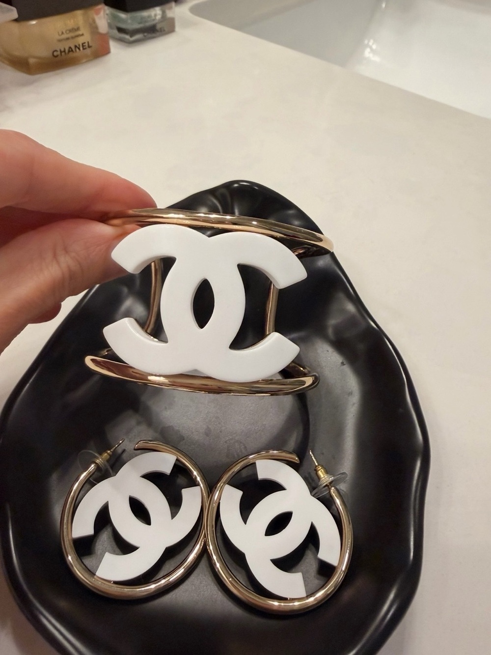 White CC Logo Bangle and Hoop Earrings Set with Gold-Tone Metal